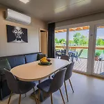 Holiday home Deluxe View Mobile Homes With Thermal Riviera Tickets Catez ob Savi