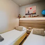 Deluxe View Mobile Homes With Thermal Riviera Tickets