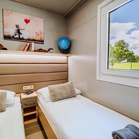 Сasa de vacaciones Deluxe View Mobile Homes With Thermal Riviera Tickets