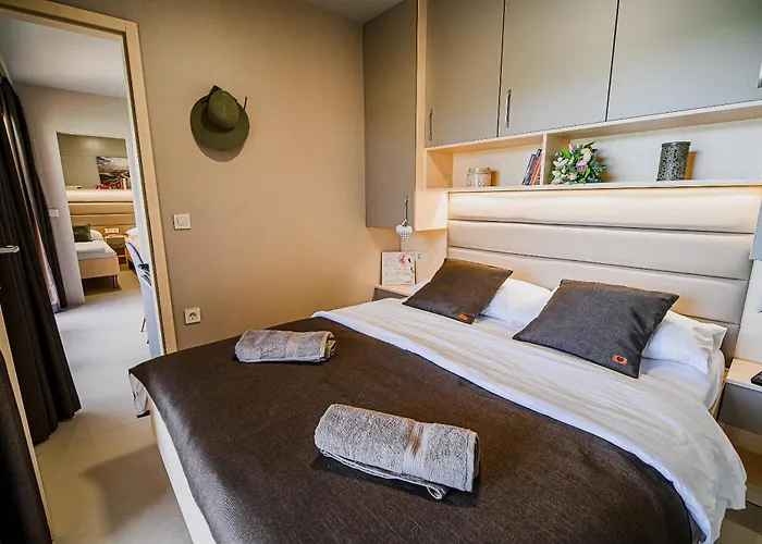 Prázdninový dům Deluxe View Mobile Homes With Thermal Riviera Tickets Catez ob Savi